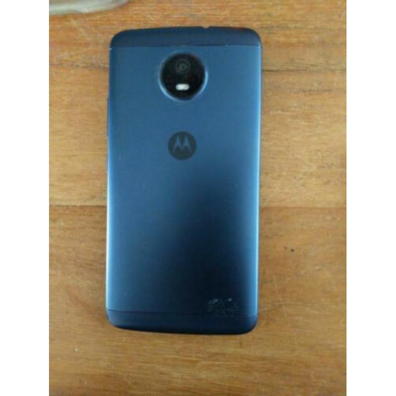 Motorola e2