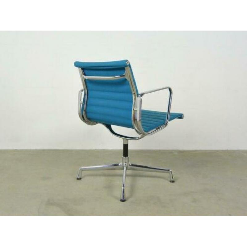 Vitra EA 107, Chroom, hopsak turquoise, Charles Eames