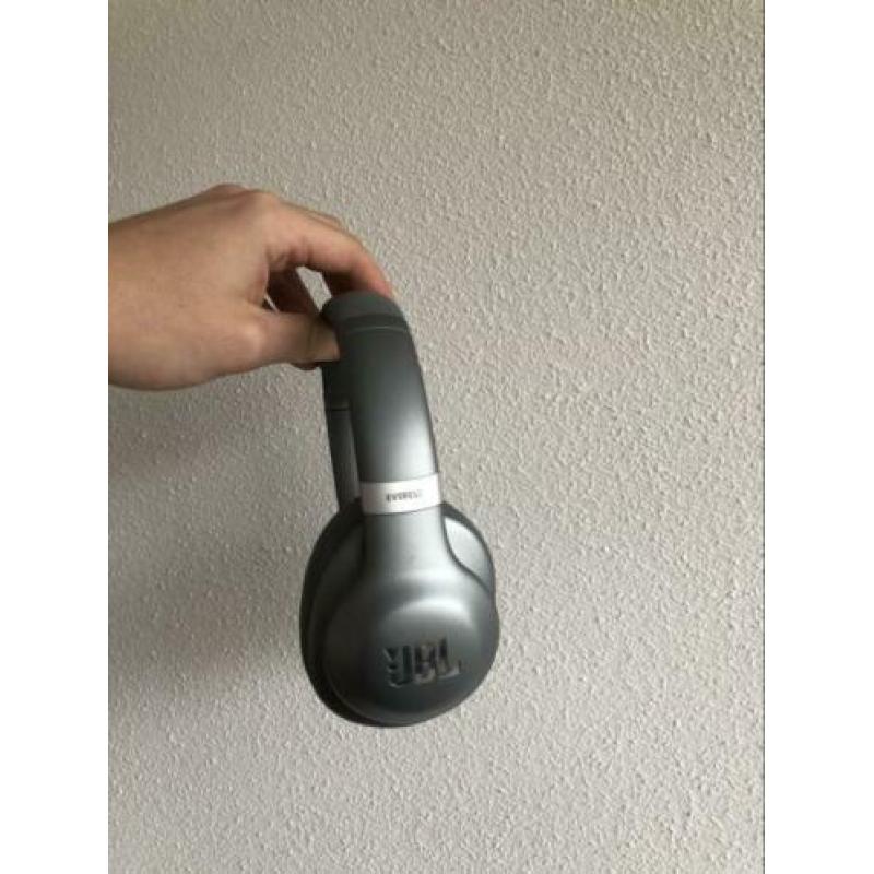 JBL Everest 710 Bluetooth draadloze koptelefoon zilver