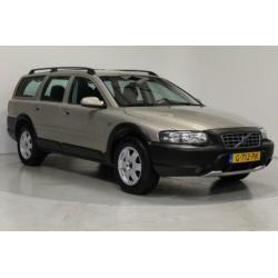 Volvo XC70 2.5 T CLIMATE CONTROL CRUISE CONTROL 16 INCH VELG