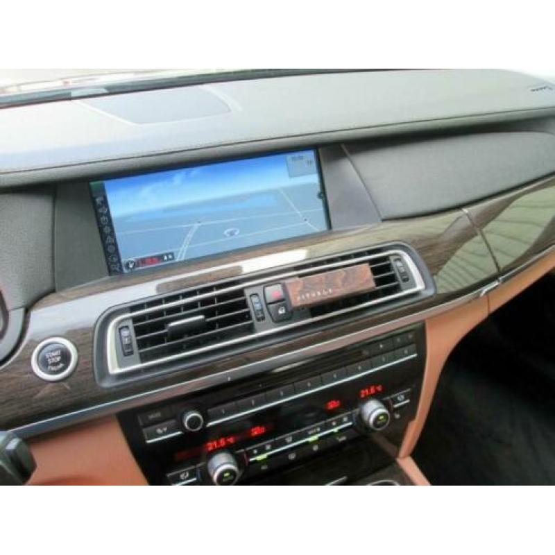 BMW 7-serie - 730d Executive Automaat Navi Leer Xenon 2011