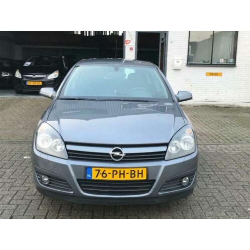 Opel Astra 1.6 Sport Airco/ Cruise/ 5Dr/ MFC/ NAP/ APK