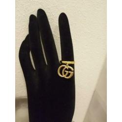 Gucci Grote GG logo Ring - Goudkleurig Verstelbaar