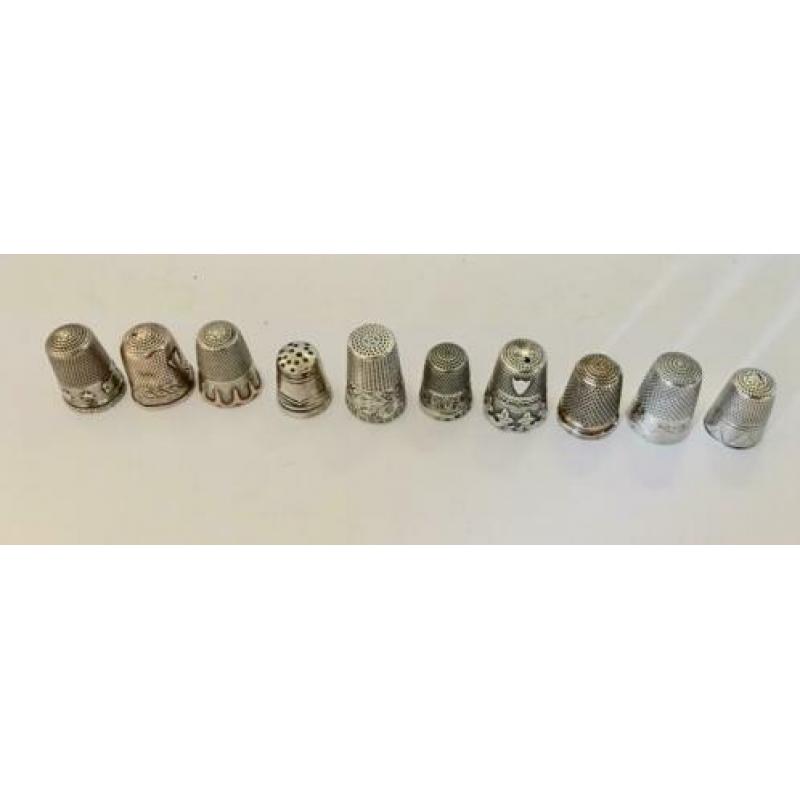 10 antieke zilveren vingerhoedjes B