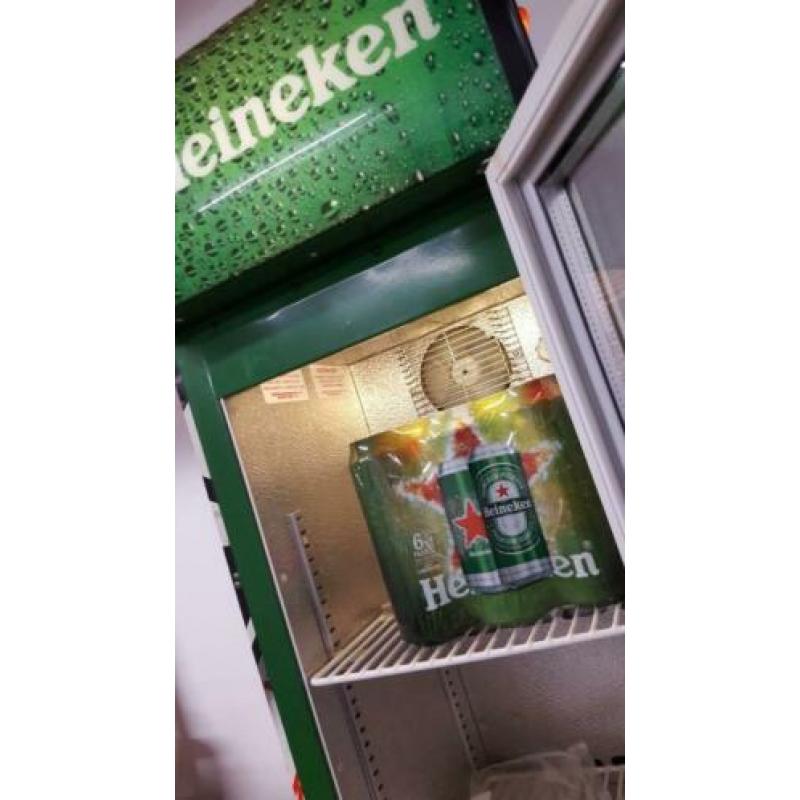 koelkastje Heineken.