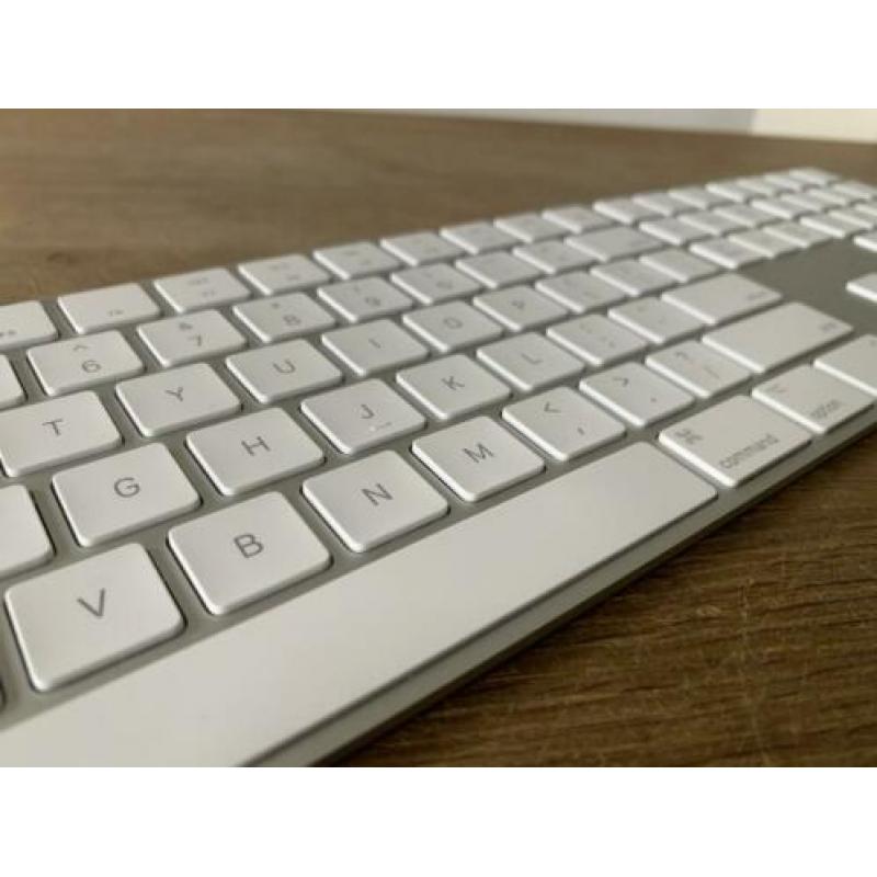 Apple Magic Keyboard 2 Draadloos met Numeriek A1843