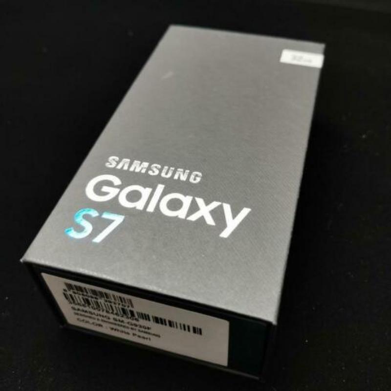 Samsung S7 32Gb + 32Gb micro SD, lader, hoesje