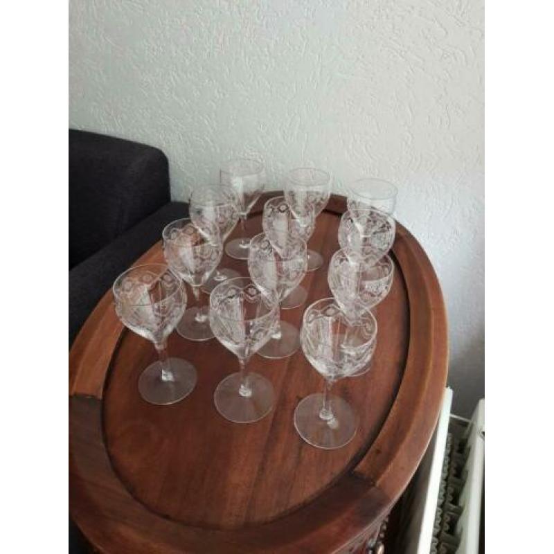 12 oude kristallen wijn glazen