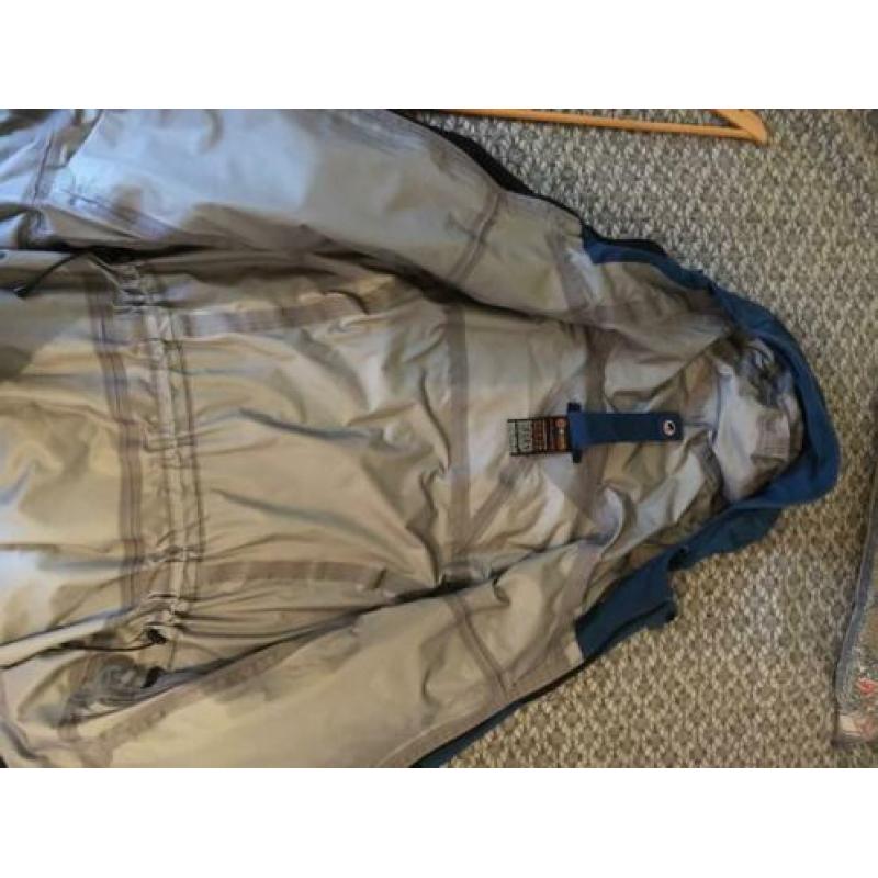 Montane jas 3 Laags Event (Gore Tex) Shell in Medium
