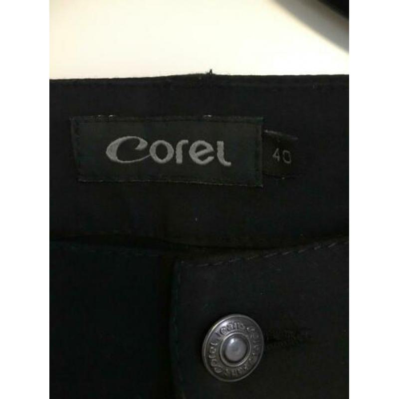 Nieuwe broek COREL.