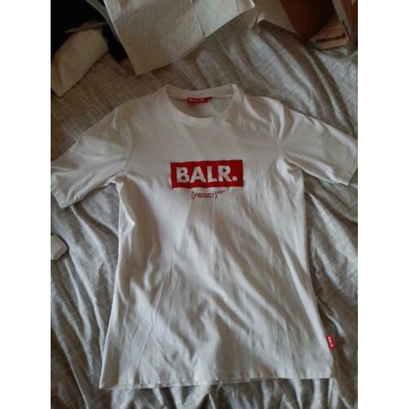 Balr, maat s, Product Red t-shirt, Limited edition