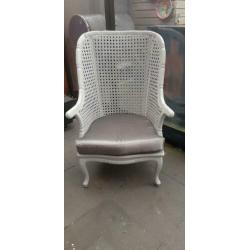 Rotan stoel / Retro / Vintage / Lichtgrijs