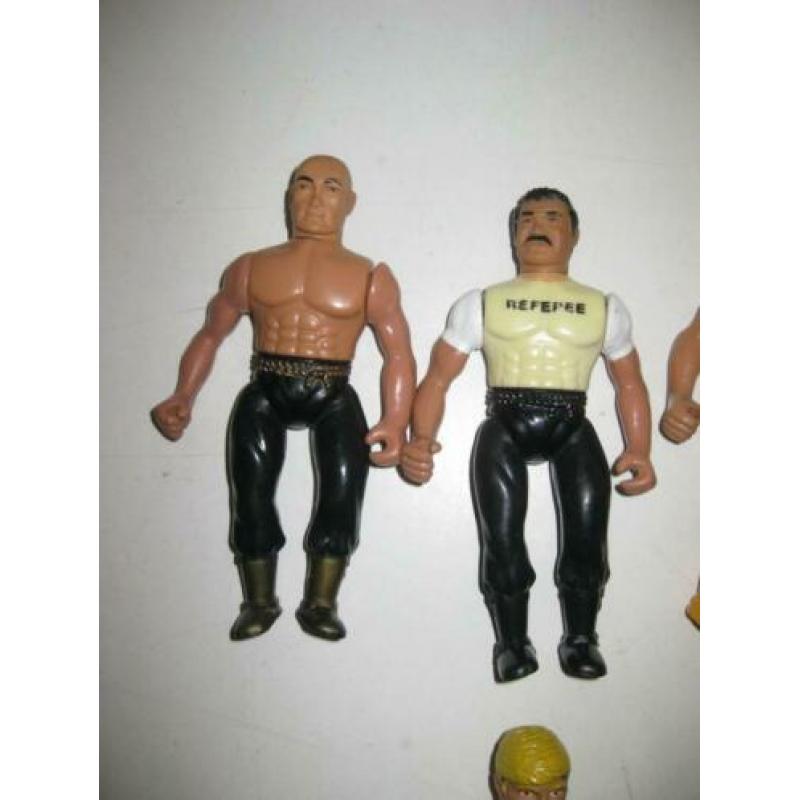 remco toys speelgoed jaren 80 karate popjes in 1 koop (90)