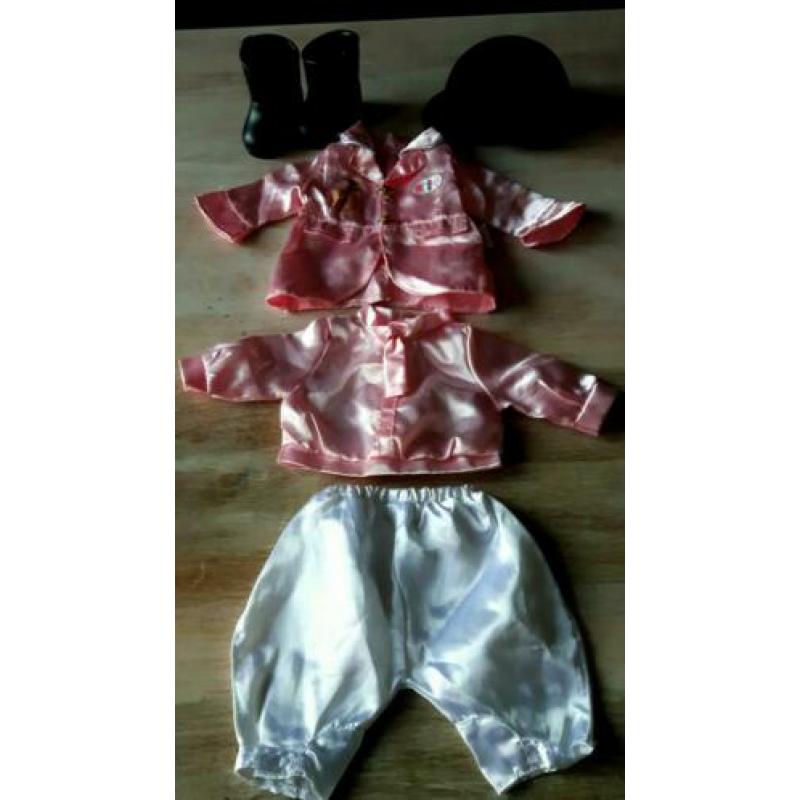 Poppenkledingsets en meer voor o.a. Babyborn