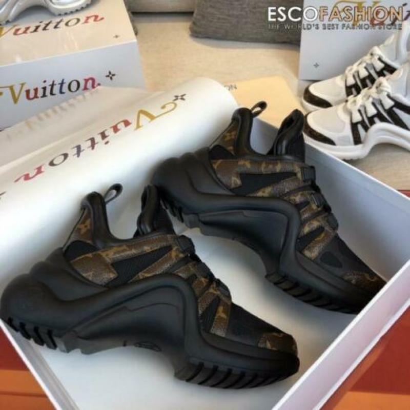 Louis Vuitton Sneakers #25