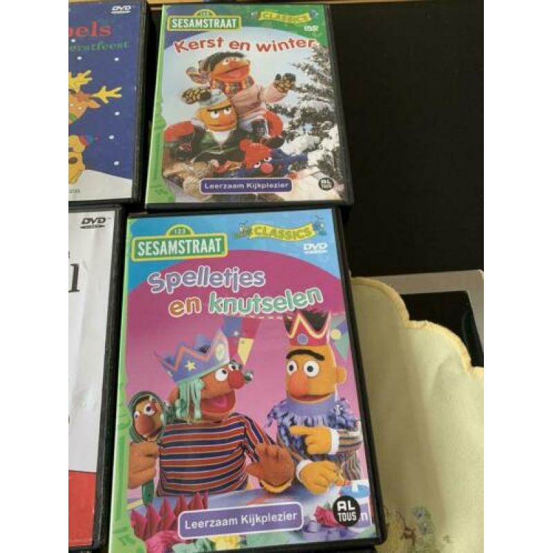 Kinder DVD's , + - 20 stuks