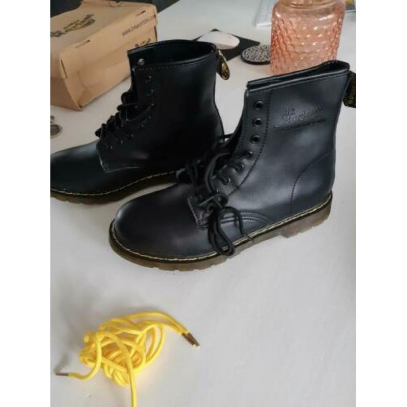 Dr. Martens look a like maat 42