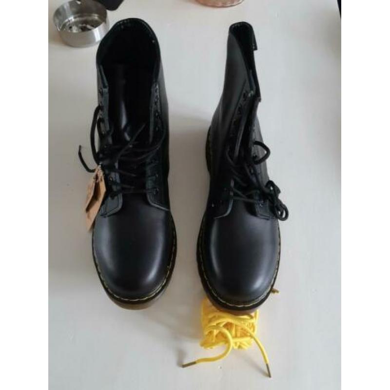 Dr. Martens look a like maat 42