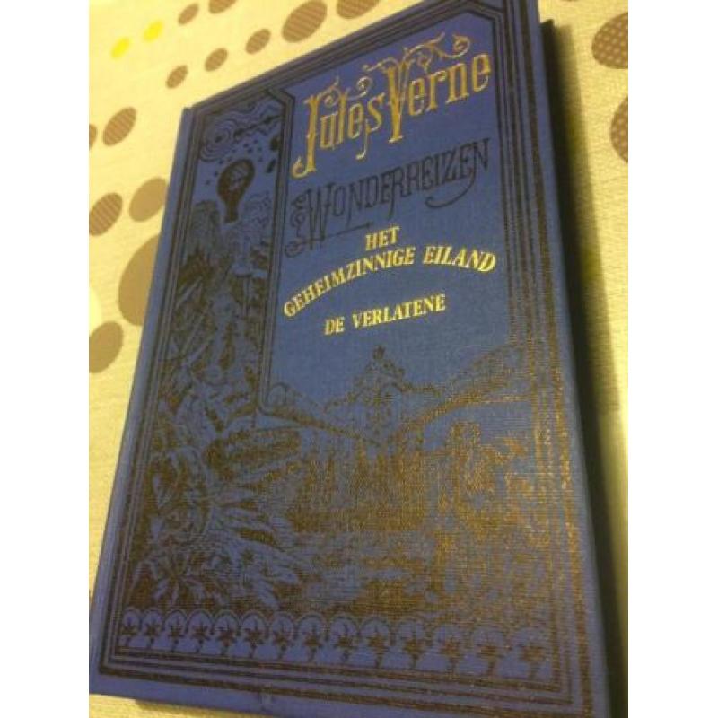 Boeken Jules Verne uit 2 reeksen