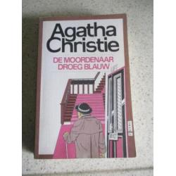 De moordenaar droeg blauw, Agatha Christie