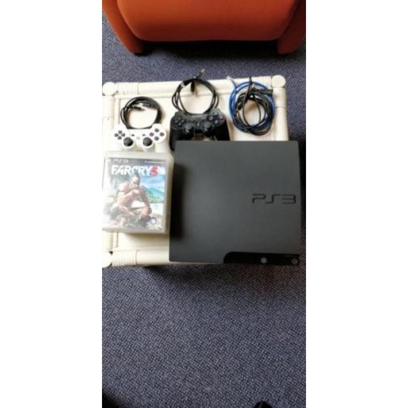 Playstation 3 slim 160 GB, originele controllers en spellen